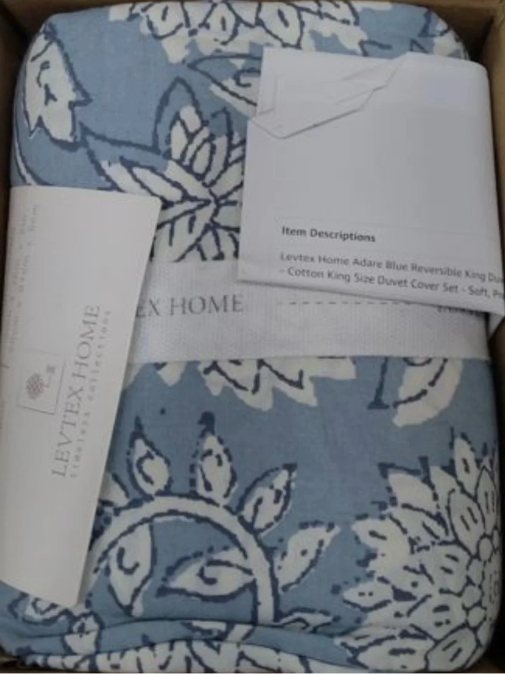 Levtex Blue and White Floral-Pattern Duvet Set
